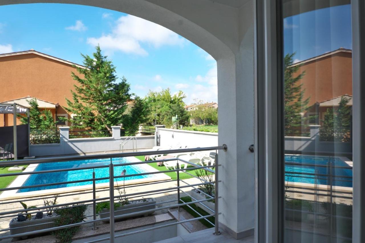 Villa Miskovic バニョレ エクステリア 写真